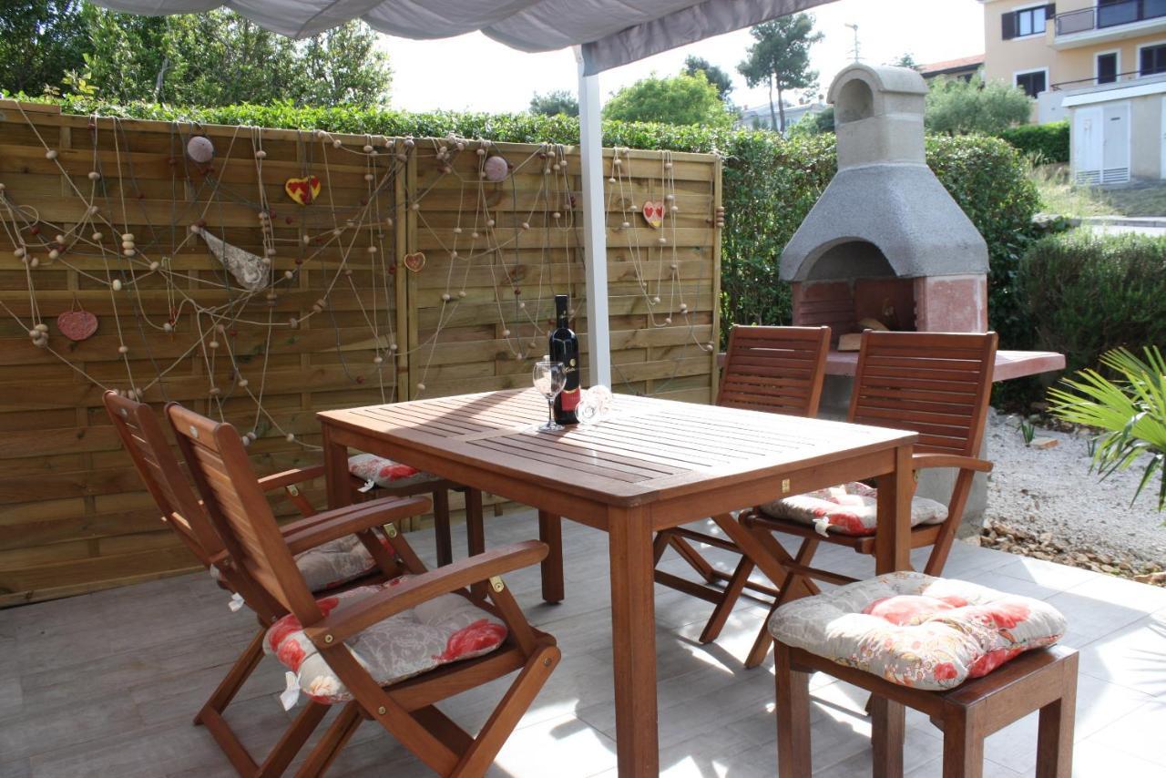 Holiday Home Radmila Premantura Esterno foto