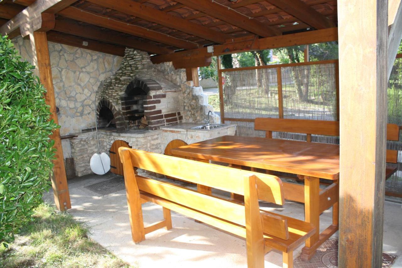 Holiday Home Radmila Premantura Esterno foto